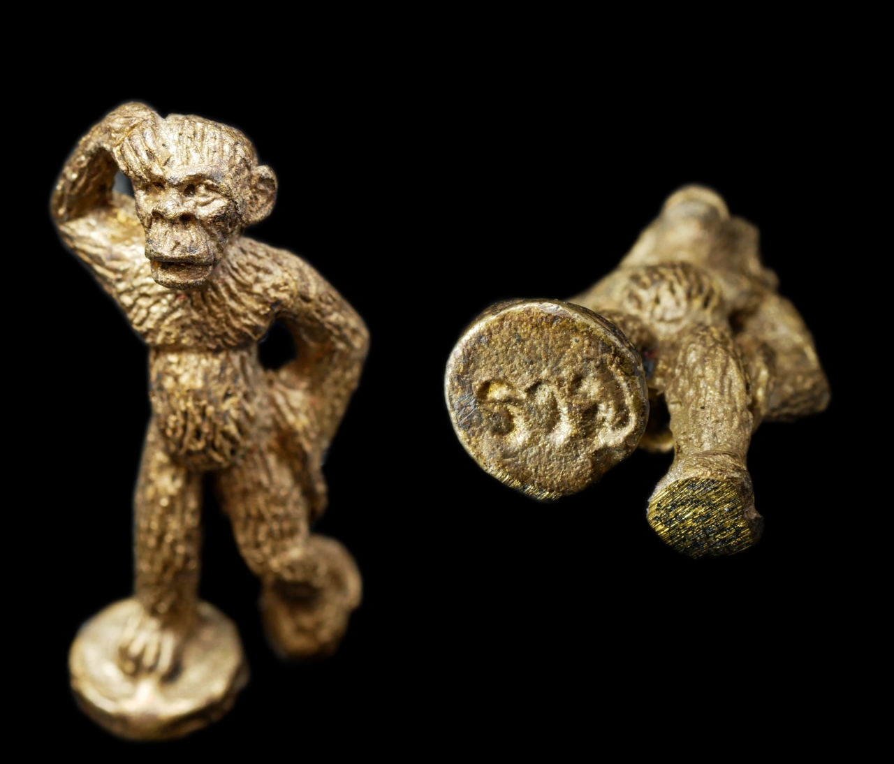 11Nov24 (135)a2.jpg - ลิงฮา(หนุมาน) หลวงพ่อเปลี้ย คุณสัมปันโน วัดชอนสารเดช ต.ชอนสารเดช อ.หนองม่วง จ.ลพบุรี เนื้อทองทิพย์ ทองระฆัง โค๊ตรวย หลวงพ่อมีชื่อเสียงจากวัตถุมงคลที่ม [..] | https://kamulet.in.th